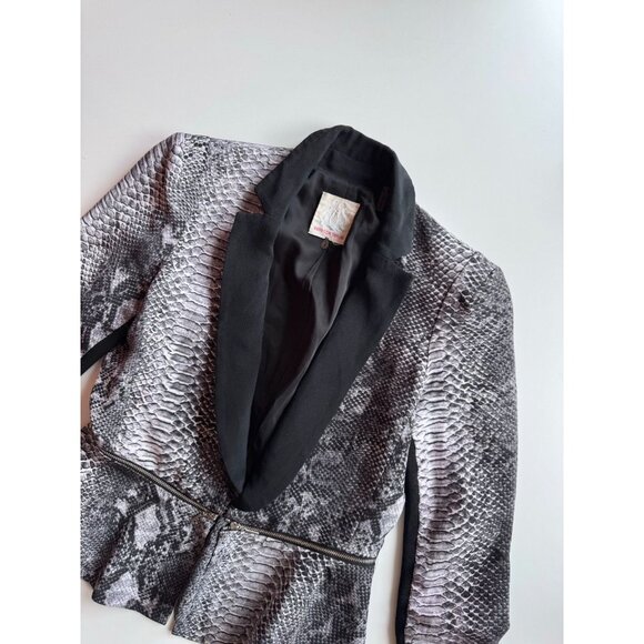 REBECCA TAYLOR Grey Python Snake Print Silk Crepe Peplum Blazer, Size 2 - Picture 6 of 14